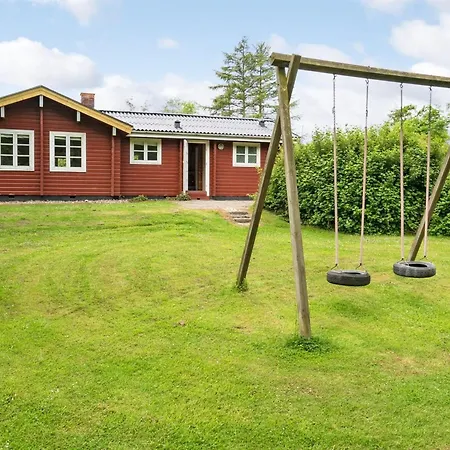 Ernestine - 500m To The Fjord By Interhome *